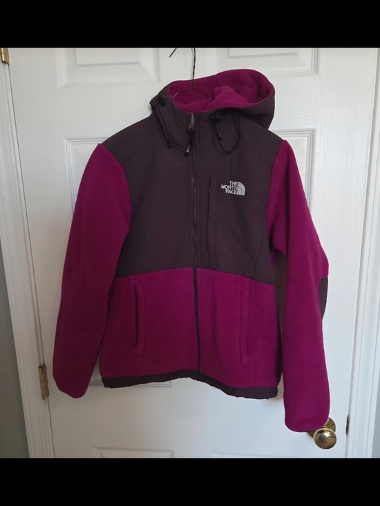 The North Face Jackets & Blazers - The North Face Hooded Colorblock Fleece Jacket in Bright Pink and Plum